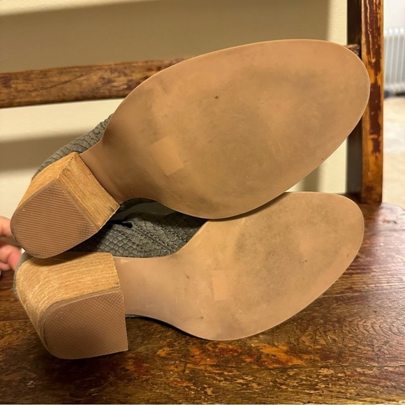 Jeffrey Campbell Rosalee Taupe Snake Embossed Leather Ankle Boots - Picture 10 of 13